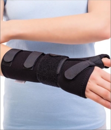 SRT213 TRIACARP M FINGER, ORTEZÄ‚ DE ÃŽNCHEIETURA MÃ‚INII MÃ‚NÄ‚ DEGET FIXÄ‚