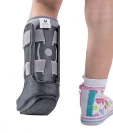 SRT330 WALKERFIX JUNIOR, ORTEZÄ‚ GLEZNÄ‚ FIXÄ‚